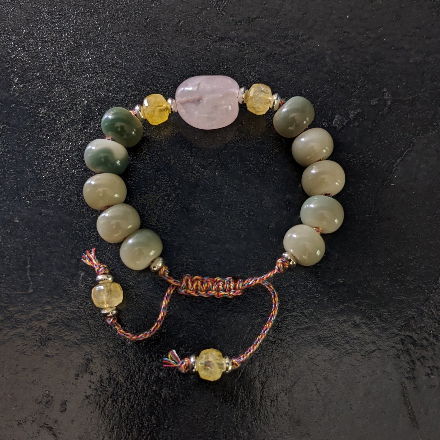 Bracelet de lithothérapie en pierres naturelles fait main