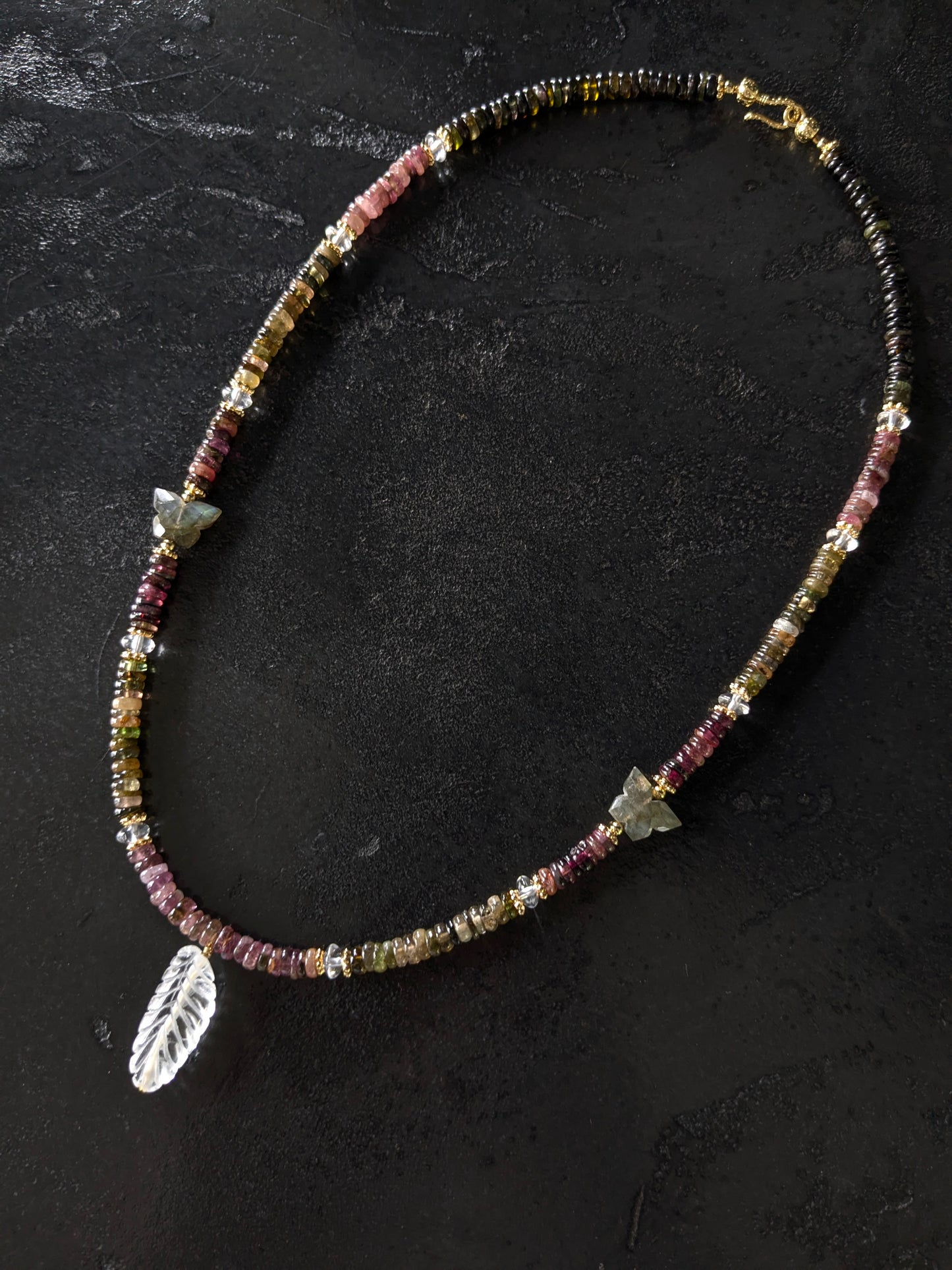 Collier Apsara