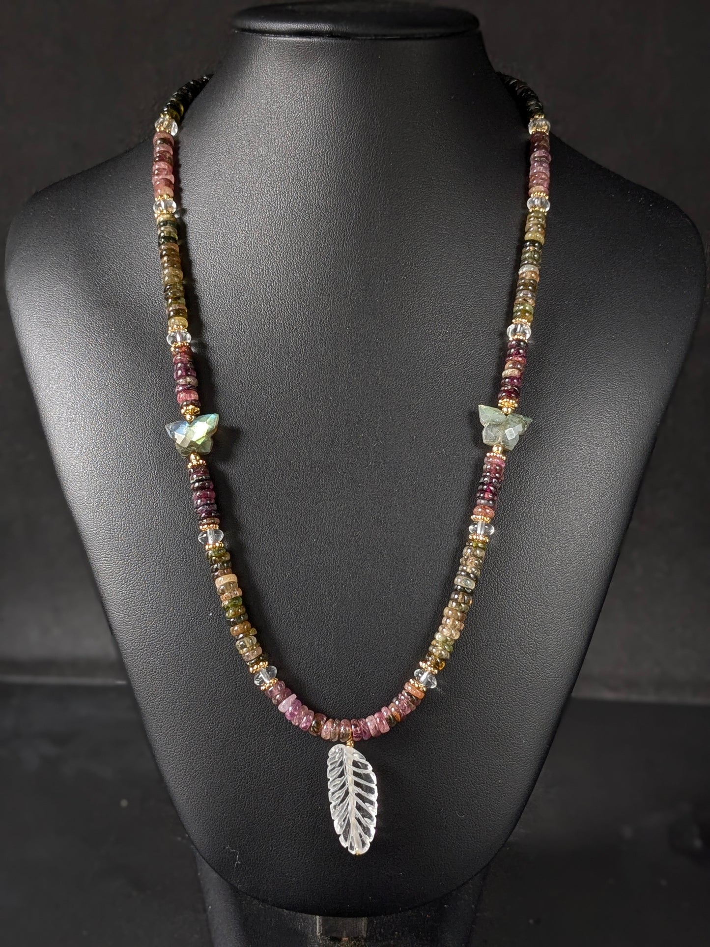 Collier Apsara