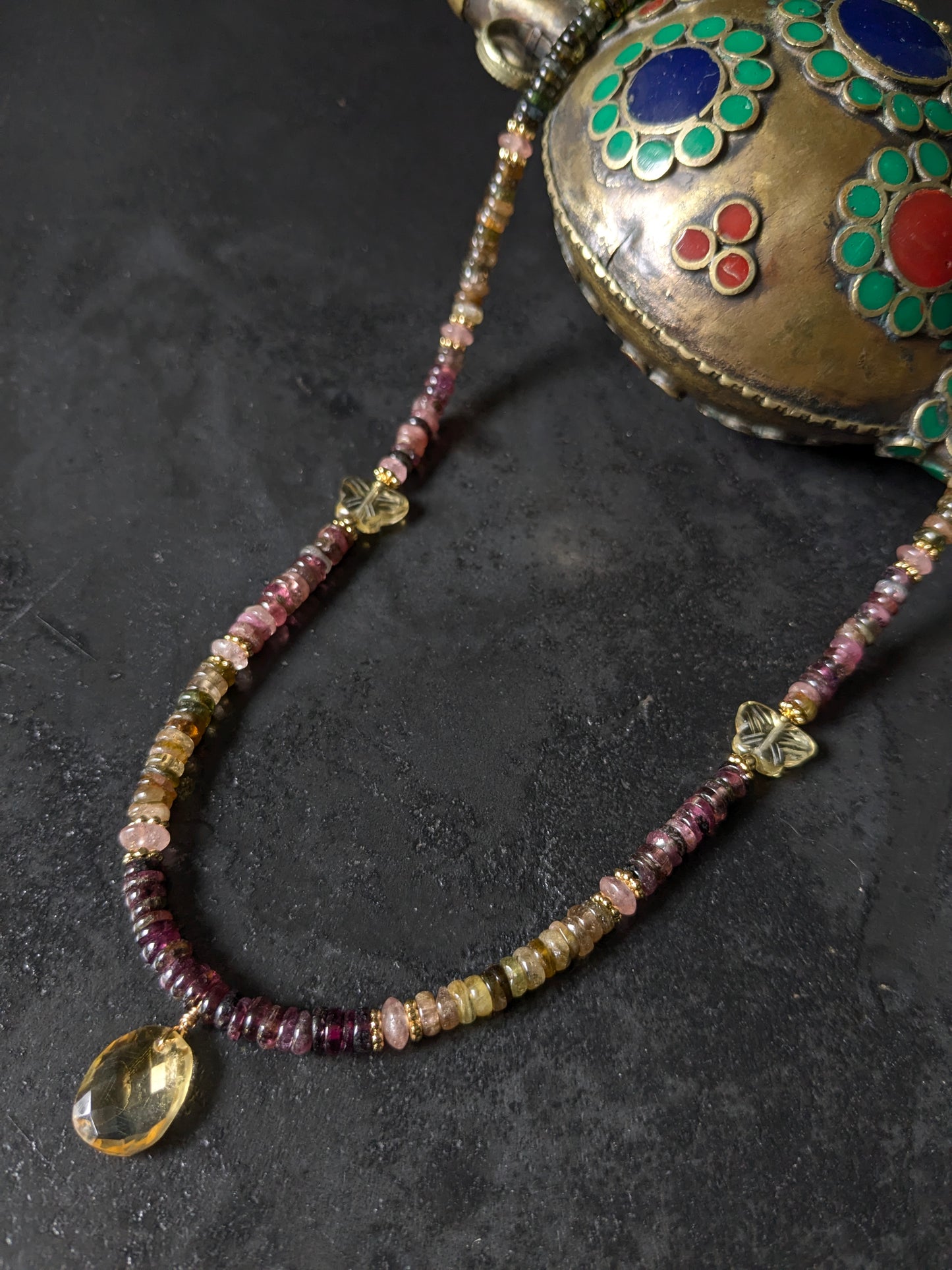 Collier Elesha