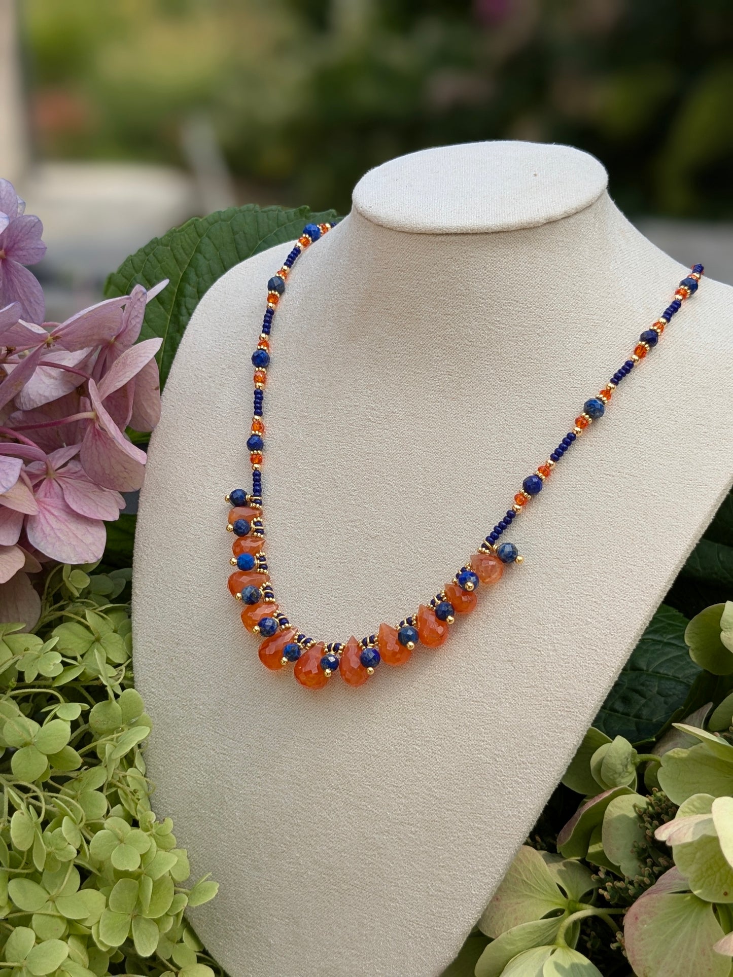 Collier haute fantaisie en pierres fines naturelles