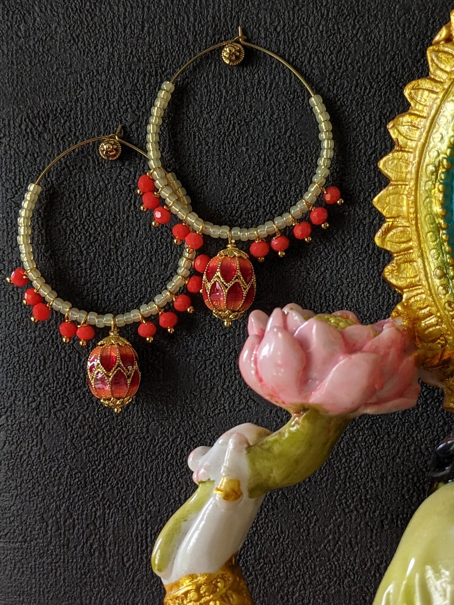 Boucles d'oreilles ethniques en pierres fines colorées