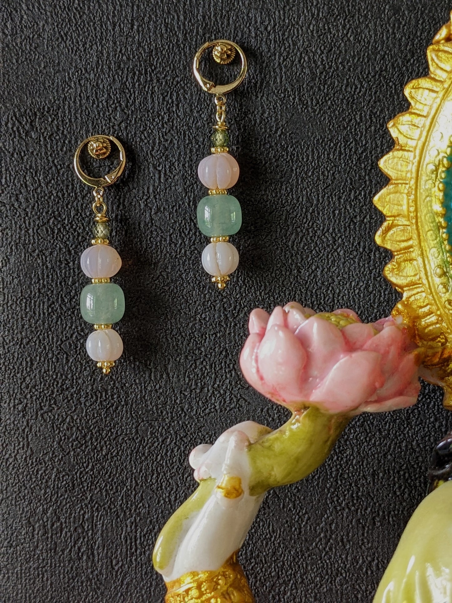 Boucles d'oreilles haute fantaisie en pierres fines