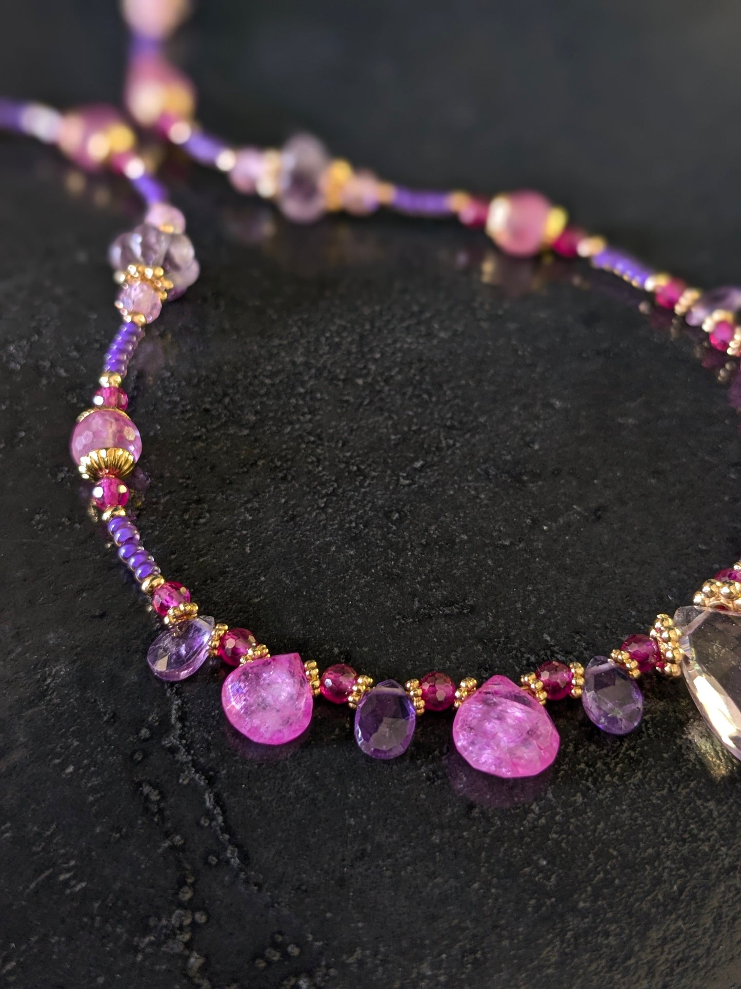 collier en pierres fines naturelles esprit bohème et ethnique