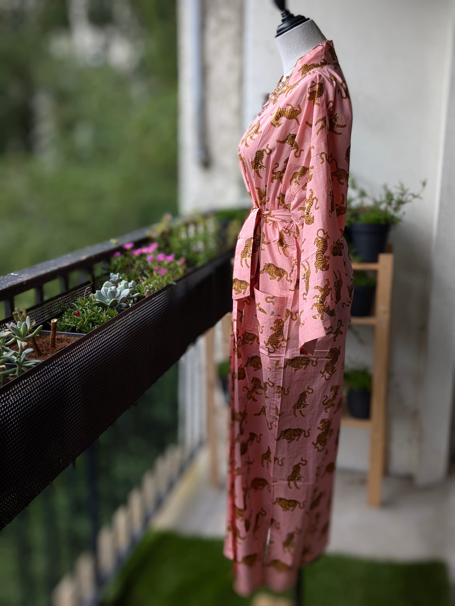 Kimono RoseKimono RoseMUDRA