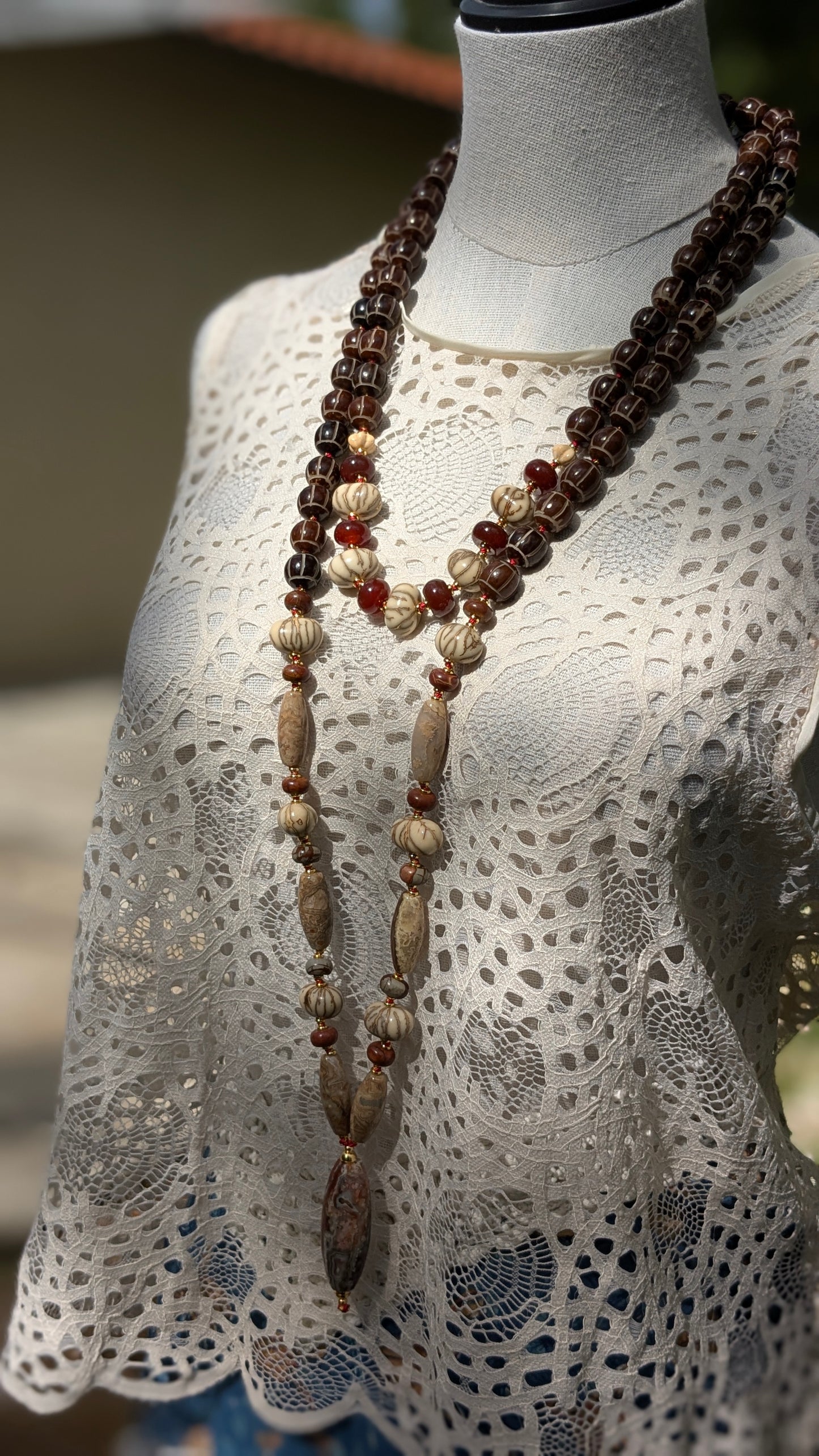 Mala énergétique Ruchira, graines de bodhi écorce et cœur, agate mexicaine centrale rosée