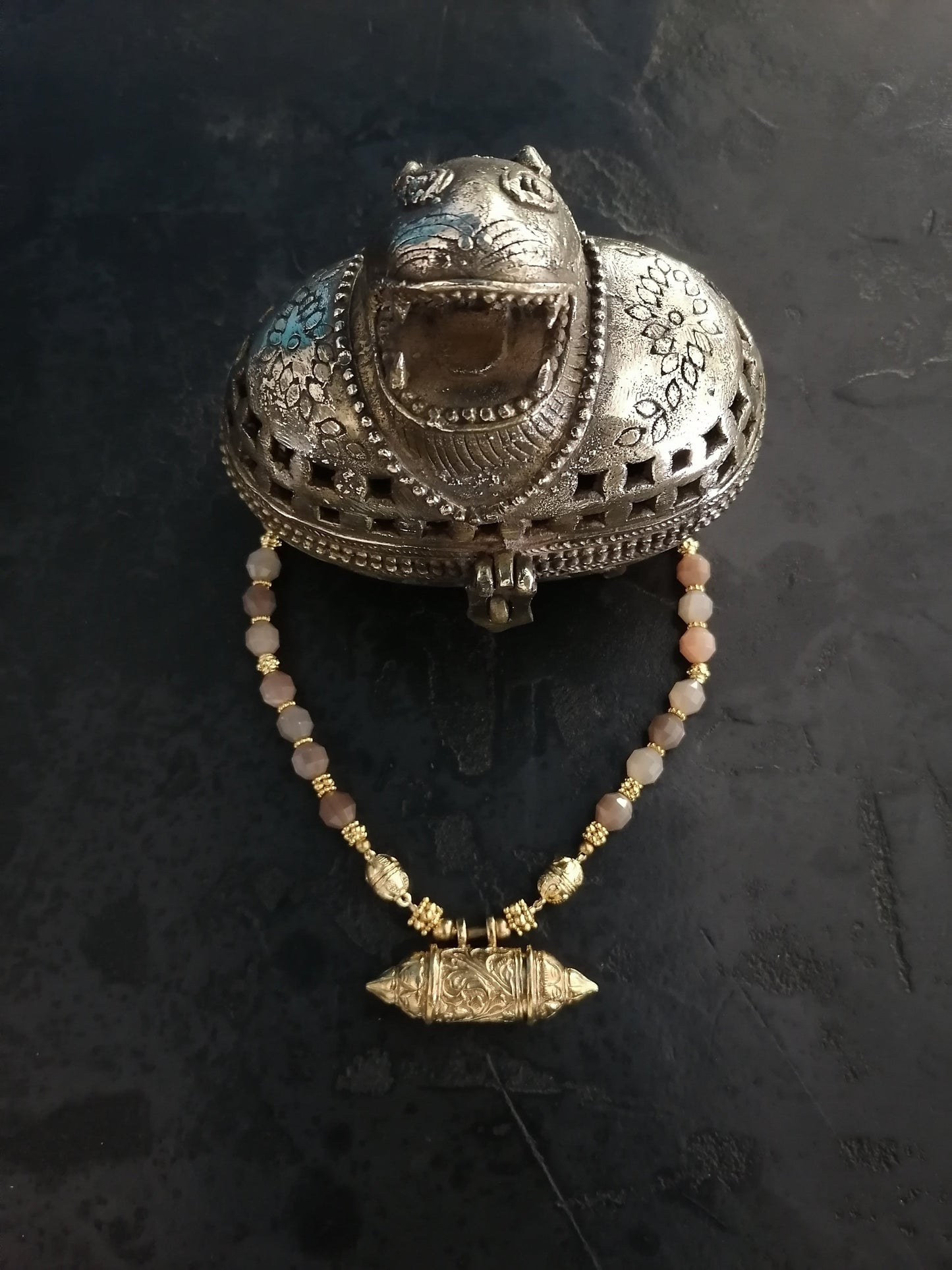 Collier Nidra sur-mesure MUDRA