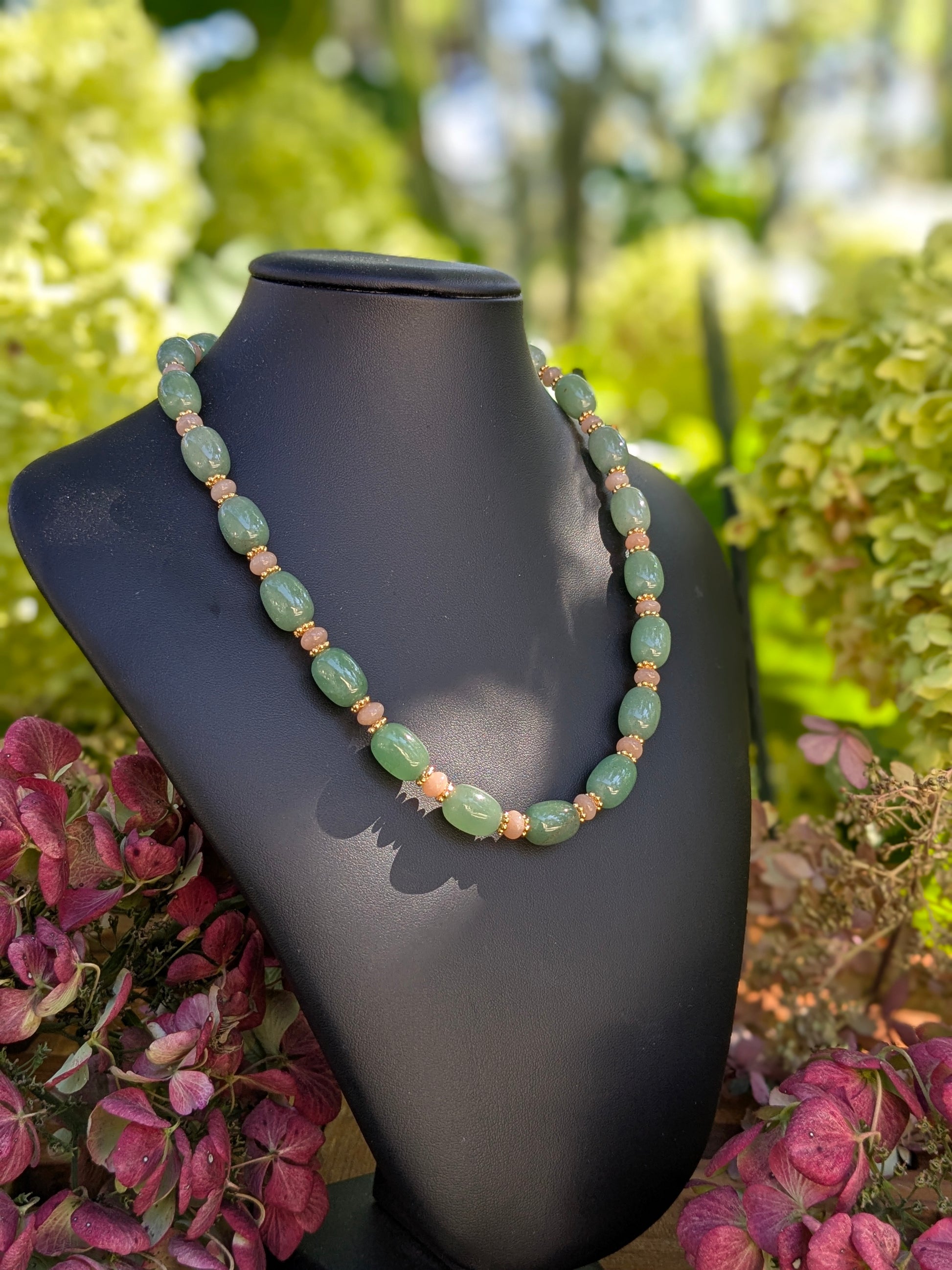 Collier aventurine verte lisse et pierre de lune pêche lisse, talisman d’harmonie
