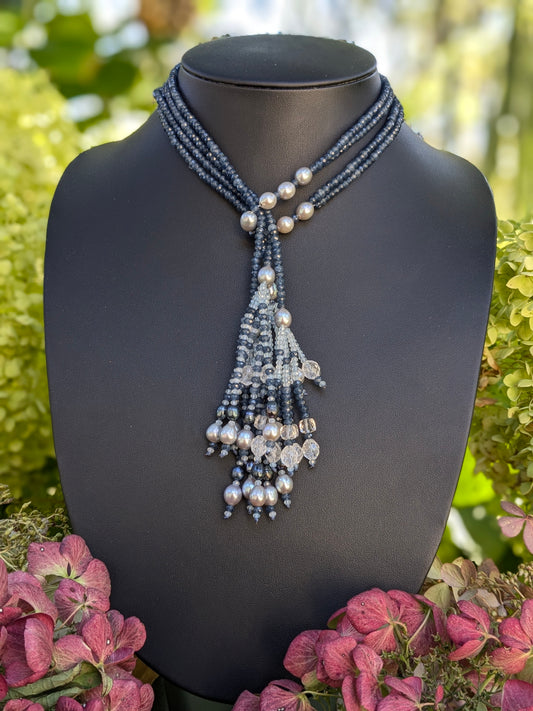 Collier bohème modulable en agate bleue, perles d’eau douce et tassels multicolores : sautoir, double tour, foulard ou ceinture pour un style unique.