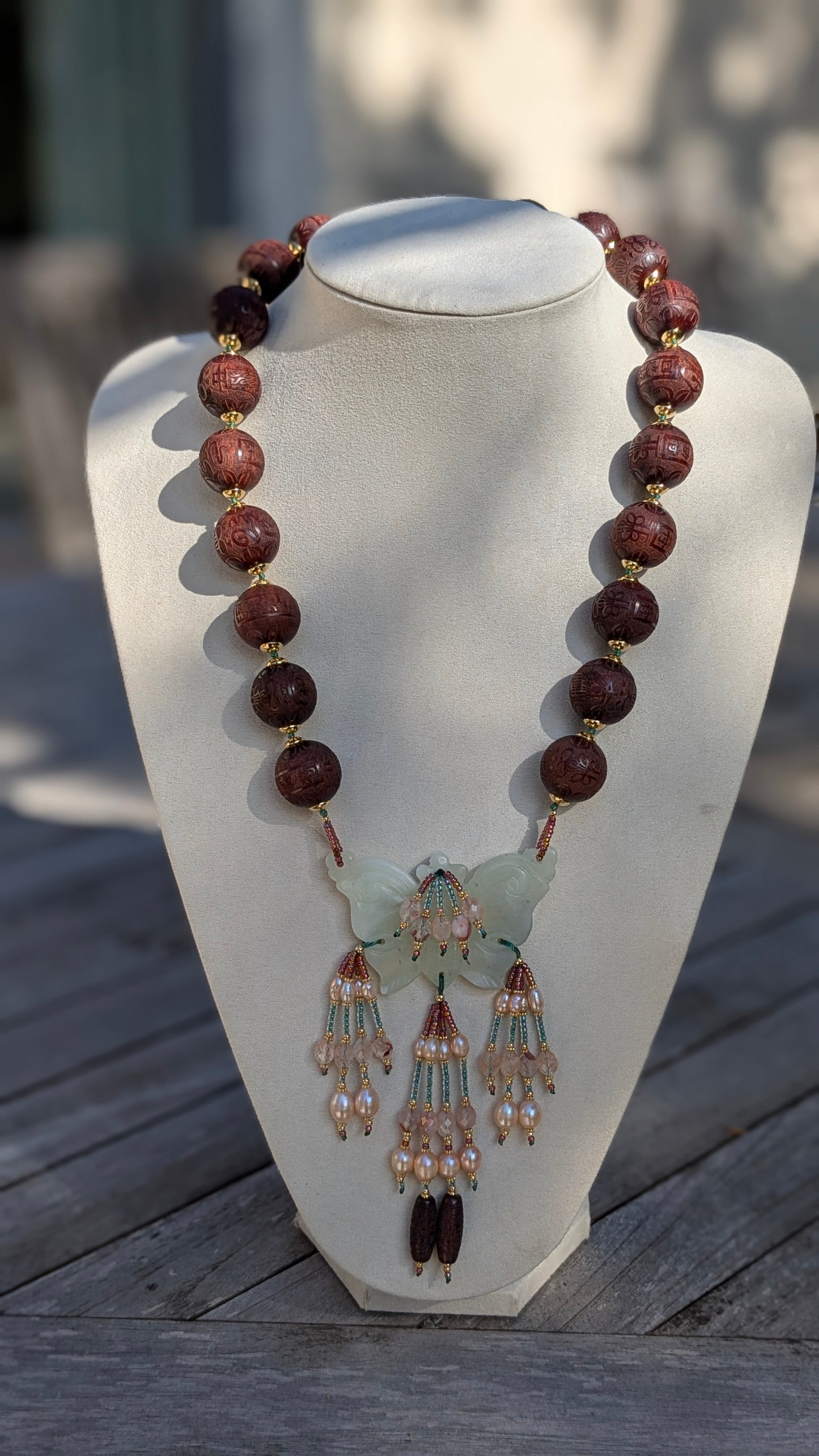 Collier Talisman Papillon et Pampilles