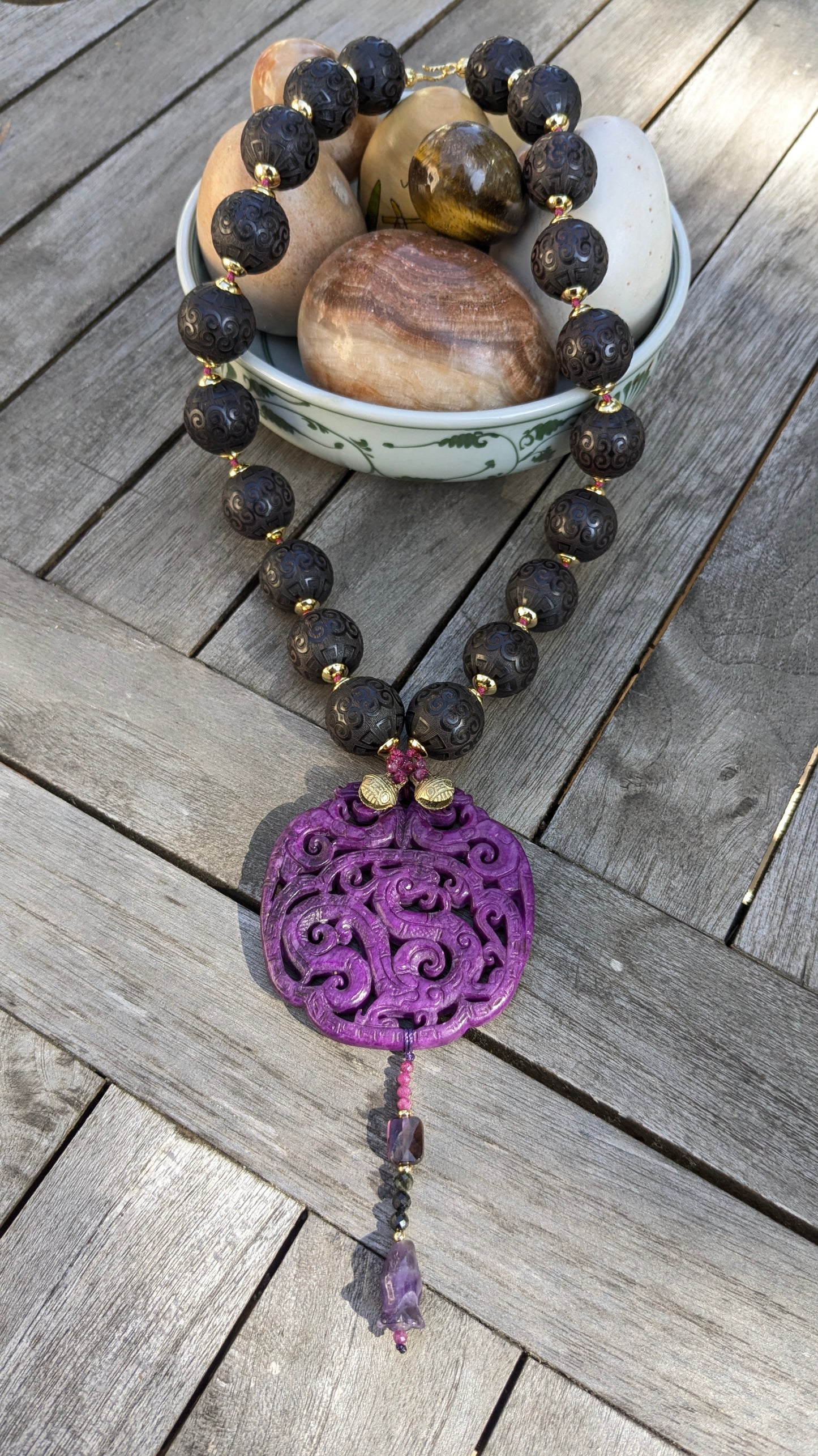Collier Talisman Dragons Violet