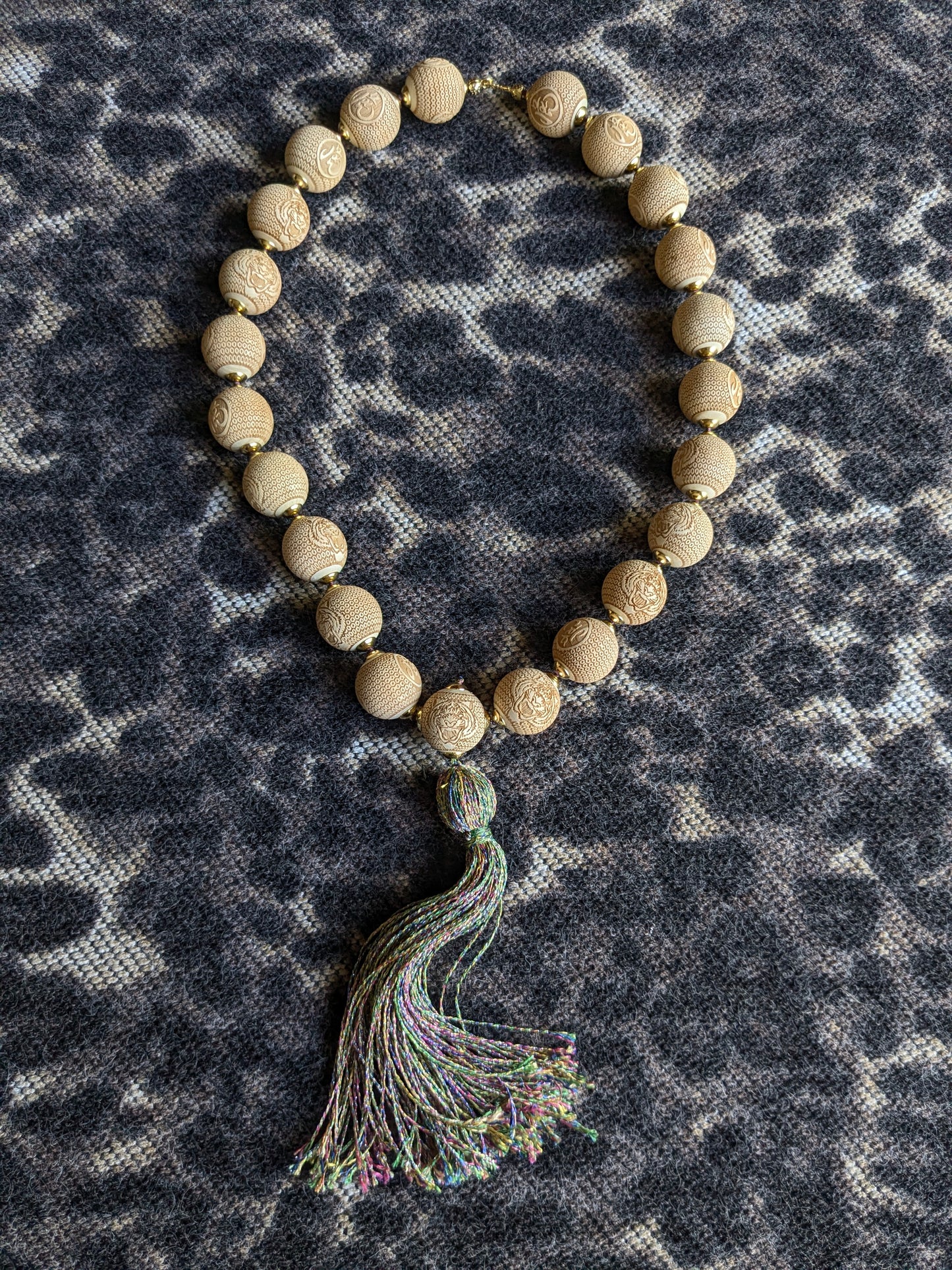 Collier Perles Tigre