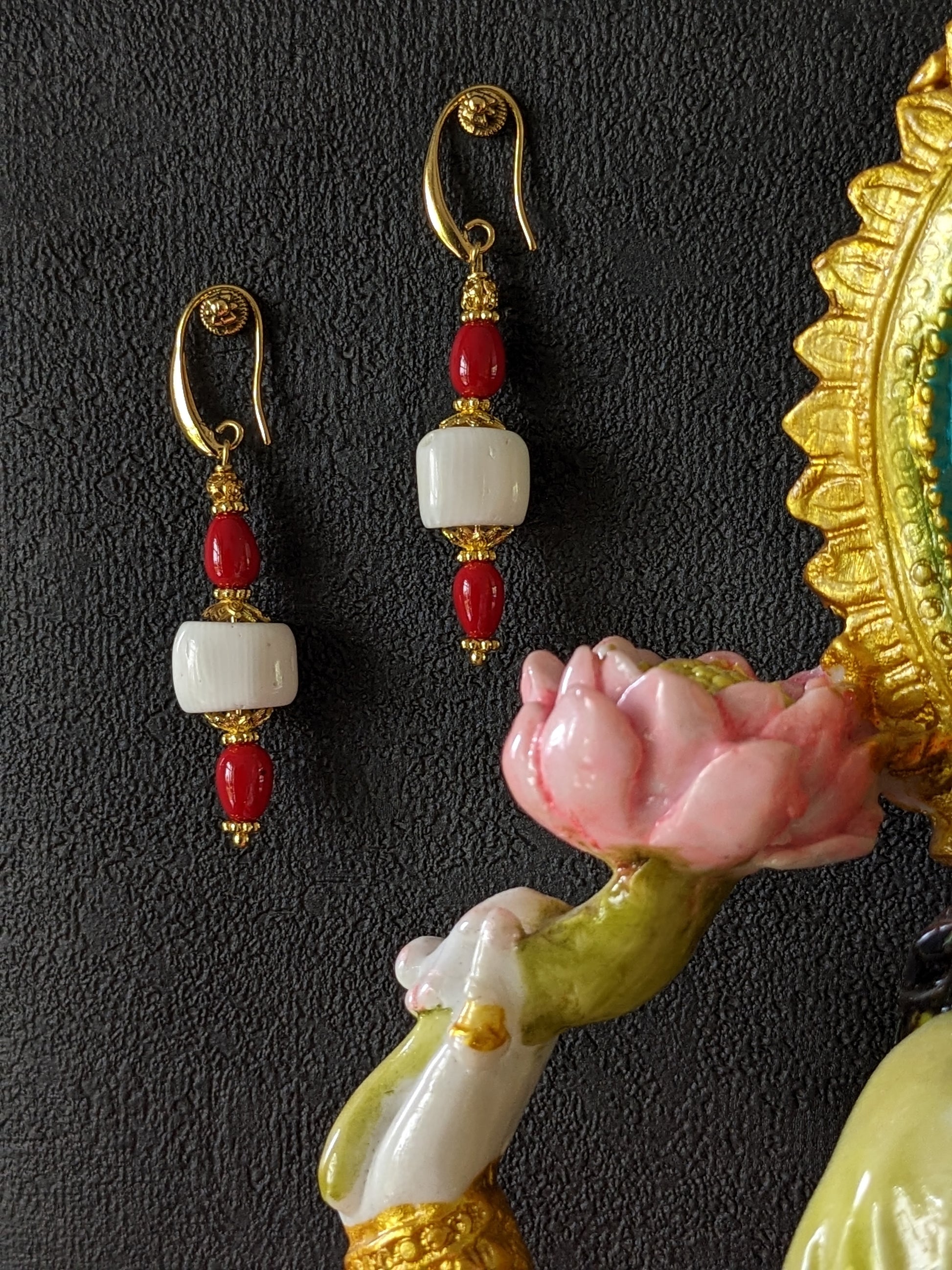 Boucles d'oreilles haute fantaisie en pierres fines