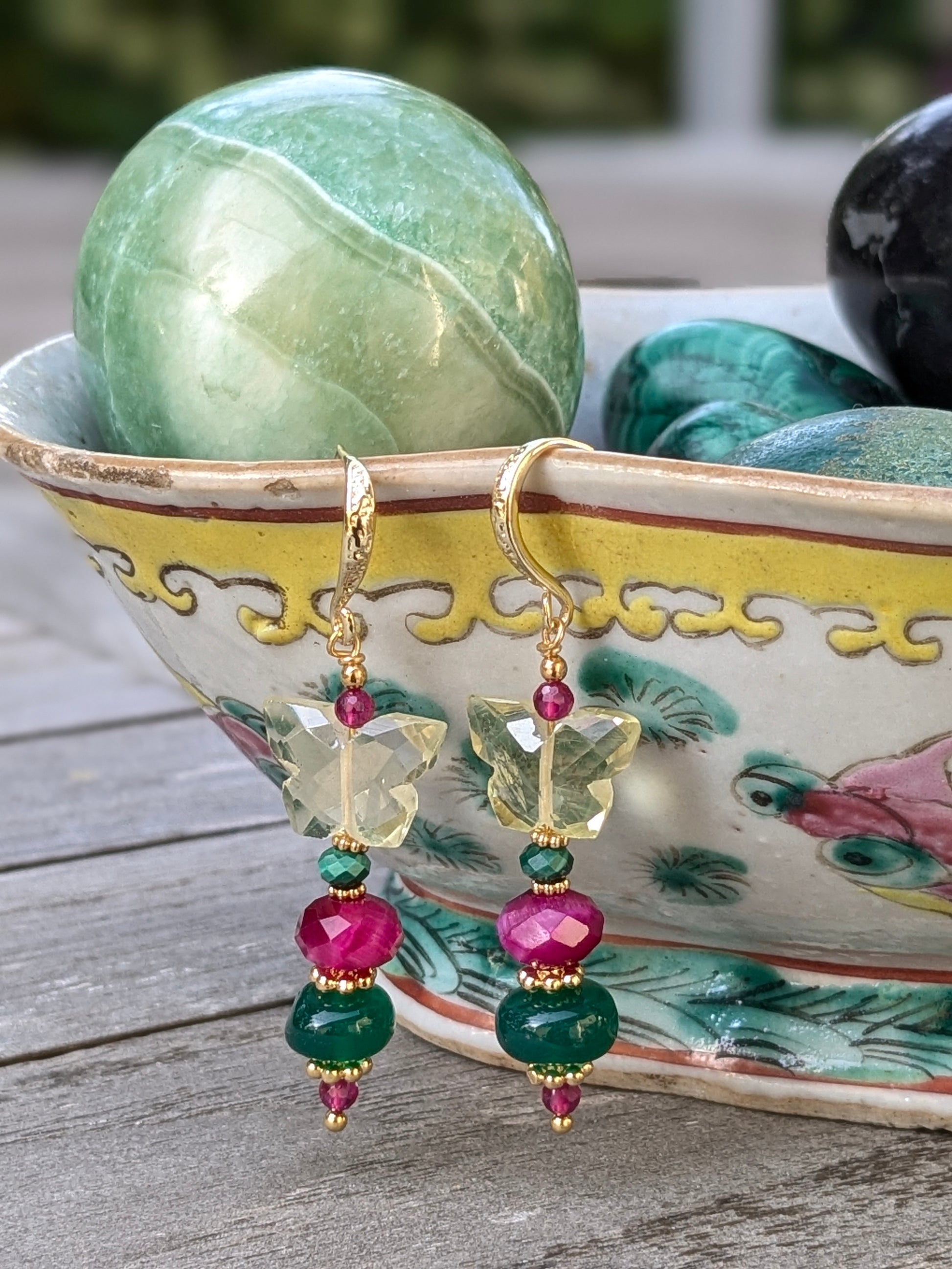 boucles d'oreilles créateur en pierres fines