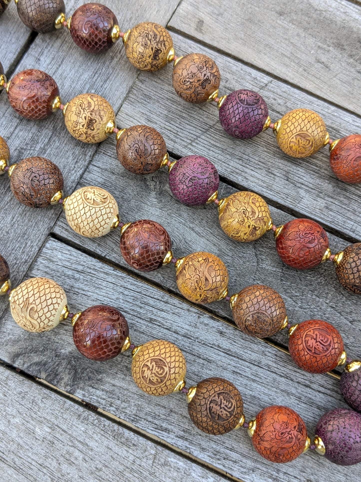 Colliers Talisman Dragons Multicolores