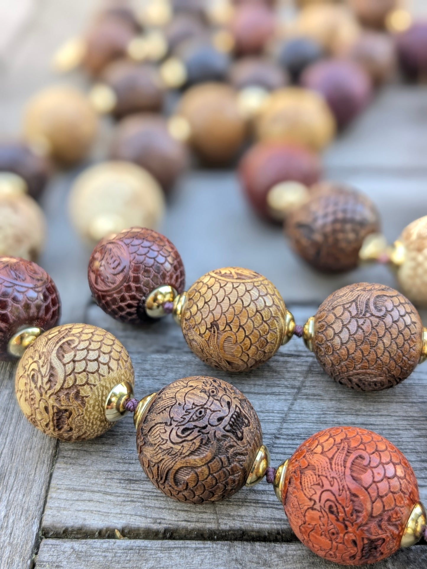 Colliers Talisman Dragons Multicolores