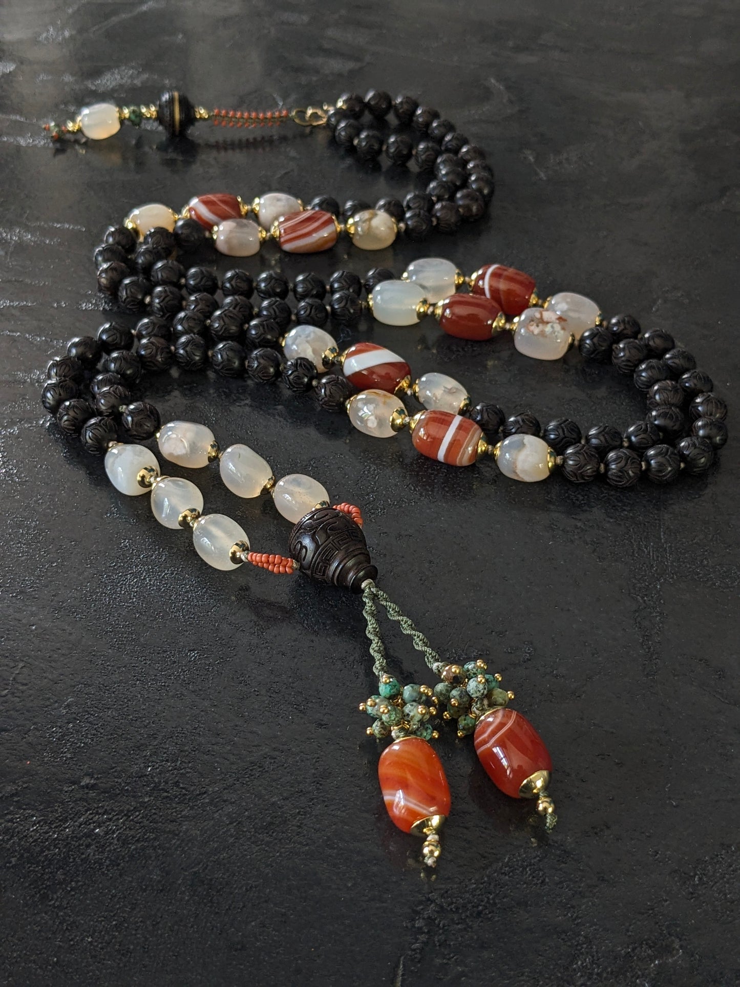 Mala traditionnel en graine de bodhi et pierres naturelles, noué main, 108 perles, création made in France