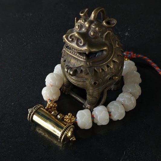 Bracelet porte-bonheur fait à la main en France