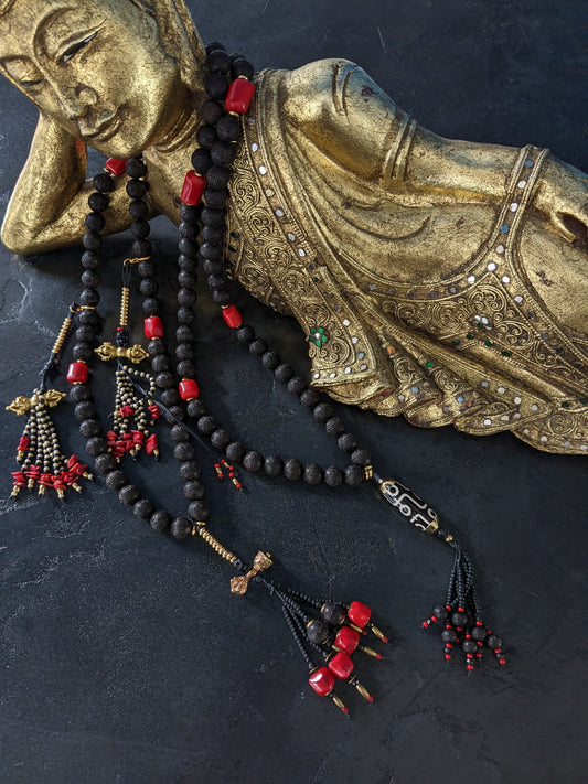 Mala Hua ShanMala Hua ShanMUDRA